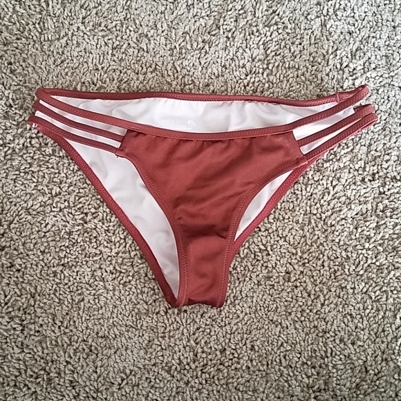 Rust colored bikini bottom - Picture 1 of 2